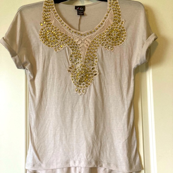 Women’s beaded tshirt - Picture 1 of 7